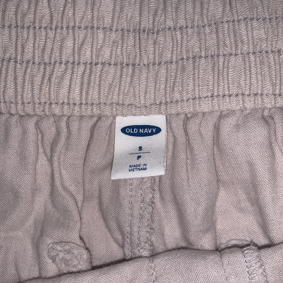 Grey/beige cotton shorts old navy size small - Picture 2 of 3